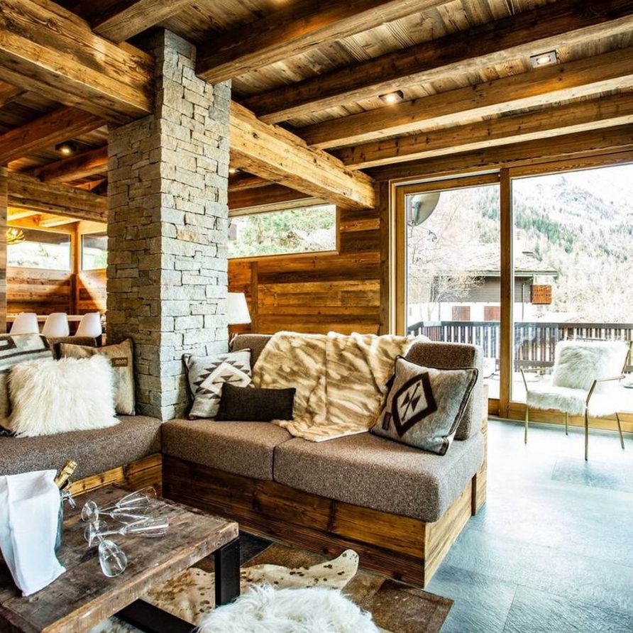 8BDR Stunning Chalet in Paquier with mountain views